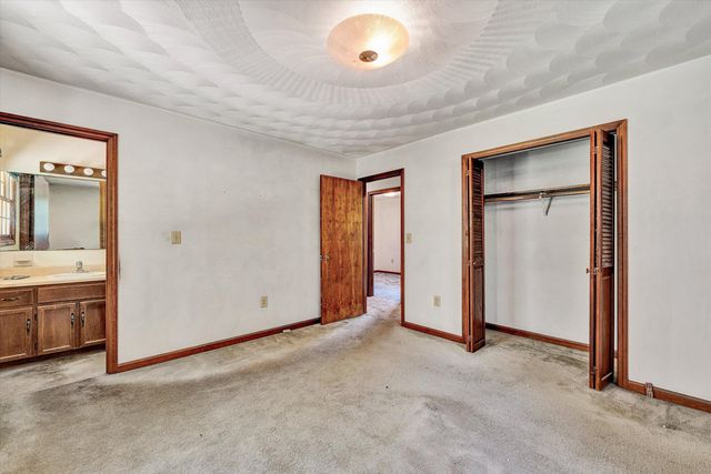111 Pleasure Point DR, Goodview, VA 24095