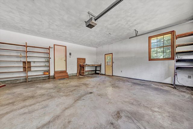 111 Pleasure Point DR, Goodview, VA 24095