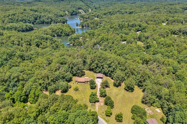 111 Pleasure Point DR, Goodview, VA 24095