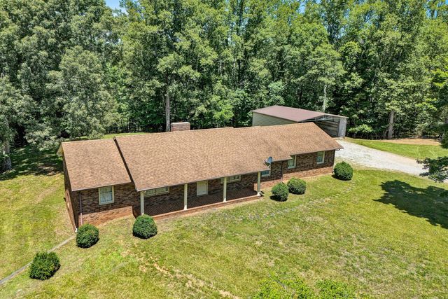 111 Pleasure Point DR, Goodview, VA 24095