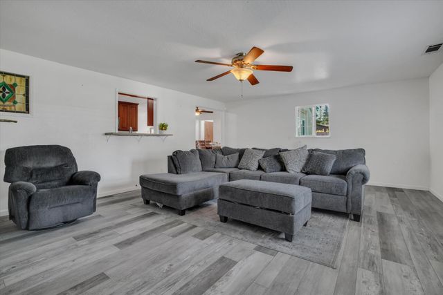 7307 Coral Ln, Stockton, CA 95207