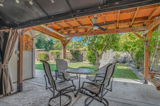 7307 Coral Ln, Stockton, CA 95207