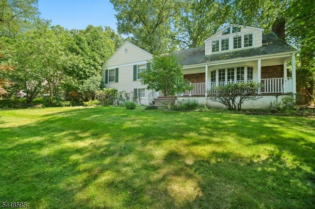 9 Coleridge Rd, Millburn Twp., NJ 07078