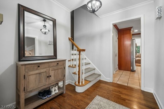 9 Coleridge Rd, Millburn Twp., NJ 07078