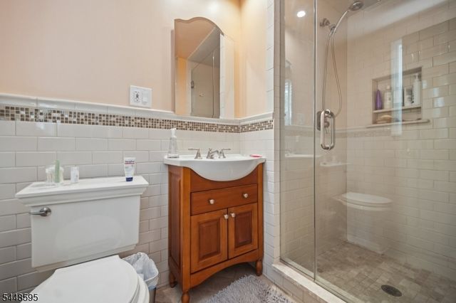 9 Coleridge Rd, Millburn Twp., NJ 07078