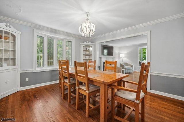 9 Coleridge Rd, Millburn Twp., NJ 07078