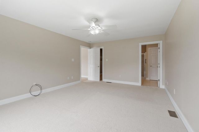 63 Hillside Village Dr 63, West Boylston, MA 01583