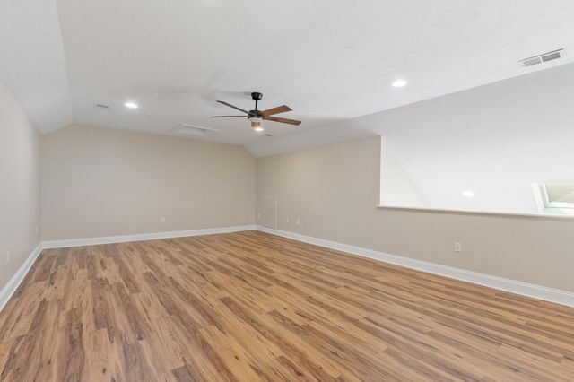 63 Hillside Village Dr 63, West Boylston, MA 01583