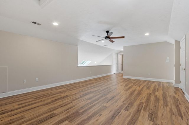 63 Hillside Village Dr 63, West Boylston, MA 01583