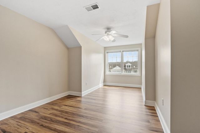 63 Hillside Village Dr 63, West Boylston, MA 01583