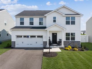 418 Coventry Ct, Lancaster Twp, PA 16037