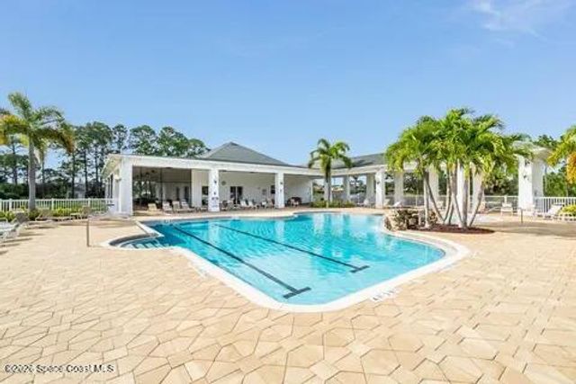 2071 Twelve Oaks Drive SE, Palm Bay, FL 32909