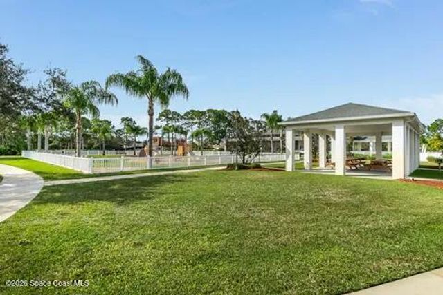 2071 Twelve Oaks Drive SE, Palm Bay, FL 32909