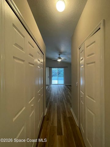 2071 Twelve Oaks Drive SE, Palm Bay, FL 32909