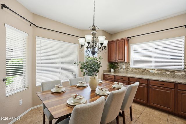 2845 E MELROSE Street, Gilbert, AZ 85297