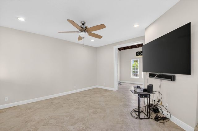 1617 Estuary Way, Delray Beach, FL 33483