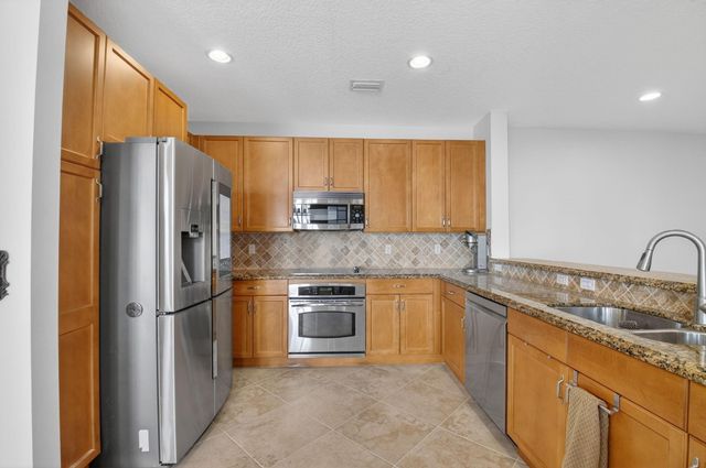 1617 Estuary Way, Delray Beach, FL 33483