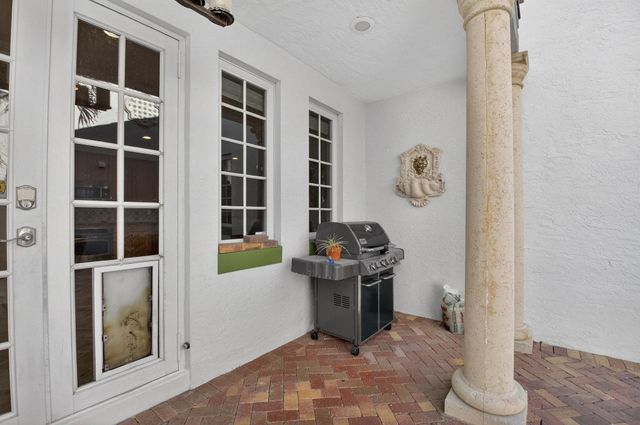 1617 Estuary Way, Delray Beach, FL 33483