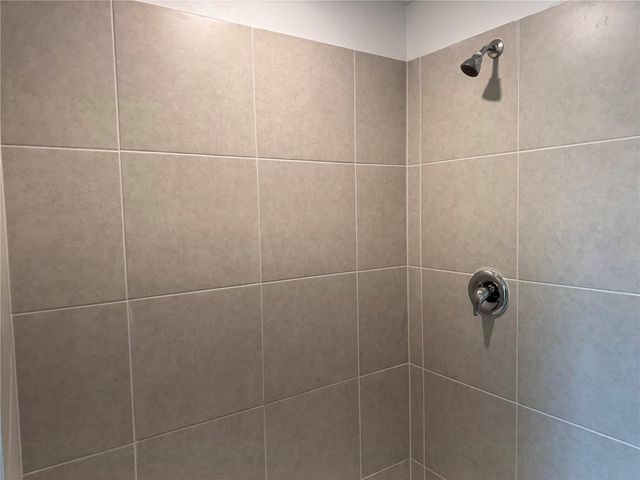 2061 LASSO LOOP, Eagle Lake, FL 33839