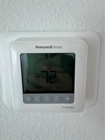 2061 LASSO LOOP, Eagle Lake, FL 33839