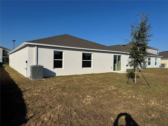 2061 LASSO LOOP, Eagle Lake, FL 33839