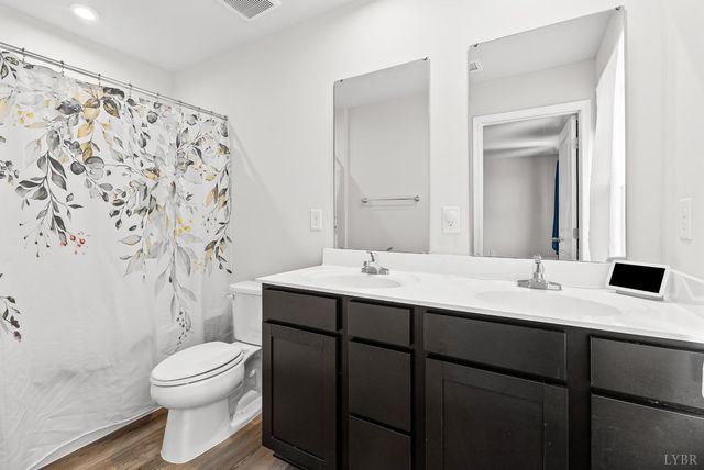 138 Robinia Road, Lynchburg, VA 24501