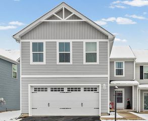 138 Robinia Road, Lynchburg, VA 24501