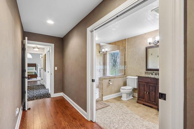 933 Elmwood Way COURT, Hubertus, WI 53033