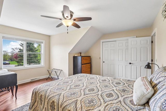 933 Elmwood Way COURT, Hubertus, WI 53033