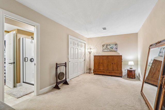 933 Elmwood Way COURT, Hubertus, WI 53033