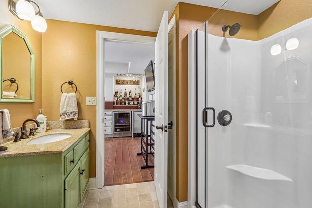 933 Elmwood Way COURT, Hubertus, WI 53033