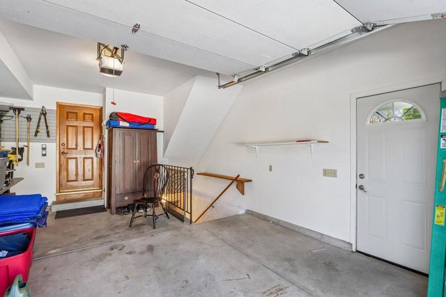 933 Elmwood Way COURT, Hubertus, WI 53033