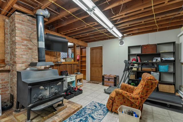 6813 Woodbine Court SE, Rochester, MN 55904