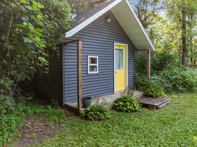 6813 Woodbine Court SE, Rochester, MN 55904
