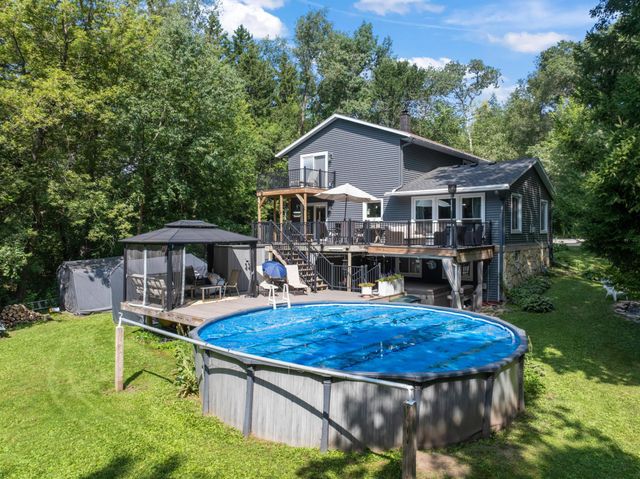 6813 Woodbine Court SE, Rochester, MN 55904