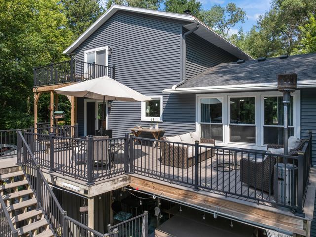6813 Woodbine Court SE, Rochester, MN 55904