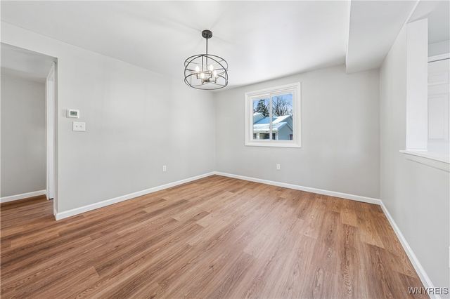 32 Pebble Creek Drive, Cheektowaga, NY 14227