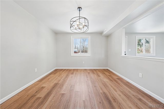 32 Pebble Creek Drive, Cheektowaga, NY 14227