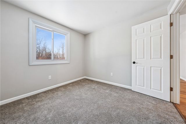 32 Pebble Creek Drive, Cheektowaga, NY 14227