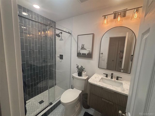 6465 S Dayton Street, Englewood, CO 80111