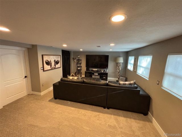 6465 S Dayton Street, Englewood, CO 80111