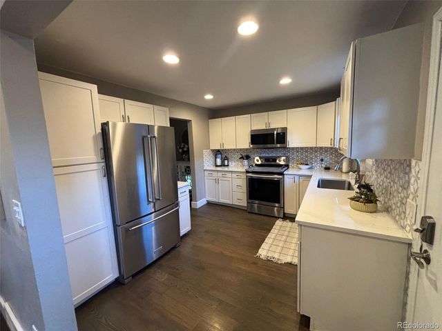 6465 S Dayton Street, Englewood, CO 80111