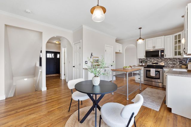 1805 S Hoyt Cir, Wichita, KS 67207