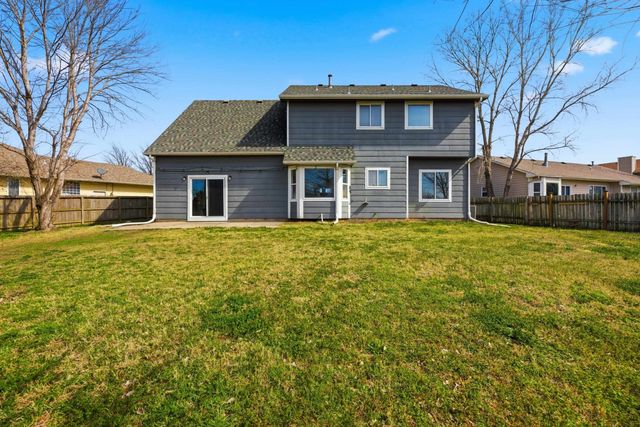 1805 S Hoyt Cir, Wichita, KS 67207