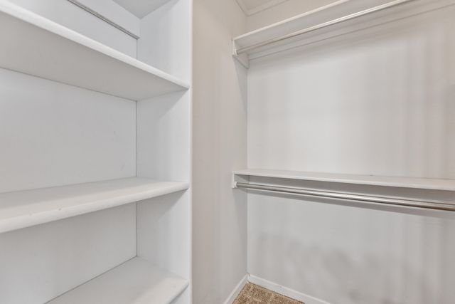 1805 S Hoyt Cir, Wichita, KS 67207