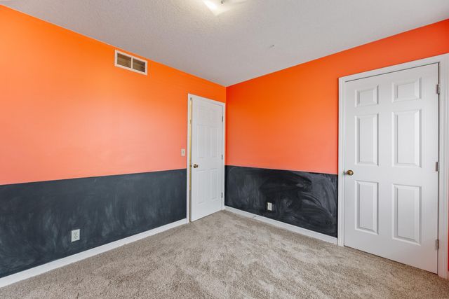 1805 S Hoyt Cir, Wichita, KS 67207