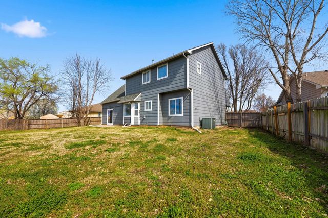 1805 S Hoyt Cir, Wichita, KS 67207