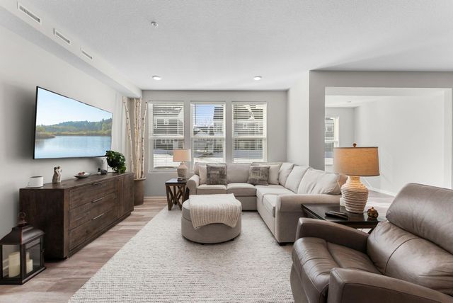 14965 Athlone Place, Rosemount, MN 55068