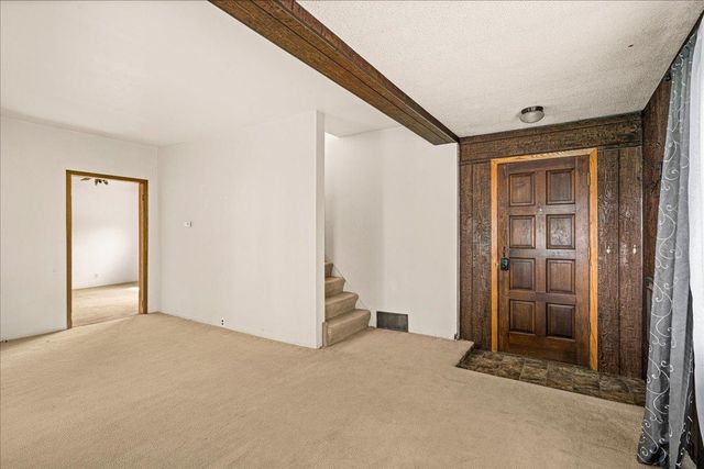 720 N 23rd Avenue W, Duluth, MN 55806