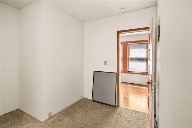 720 N 23rd Avenue W, Duluth, MN 55806